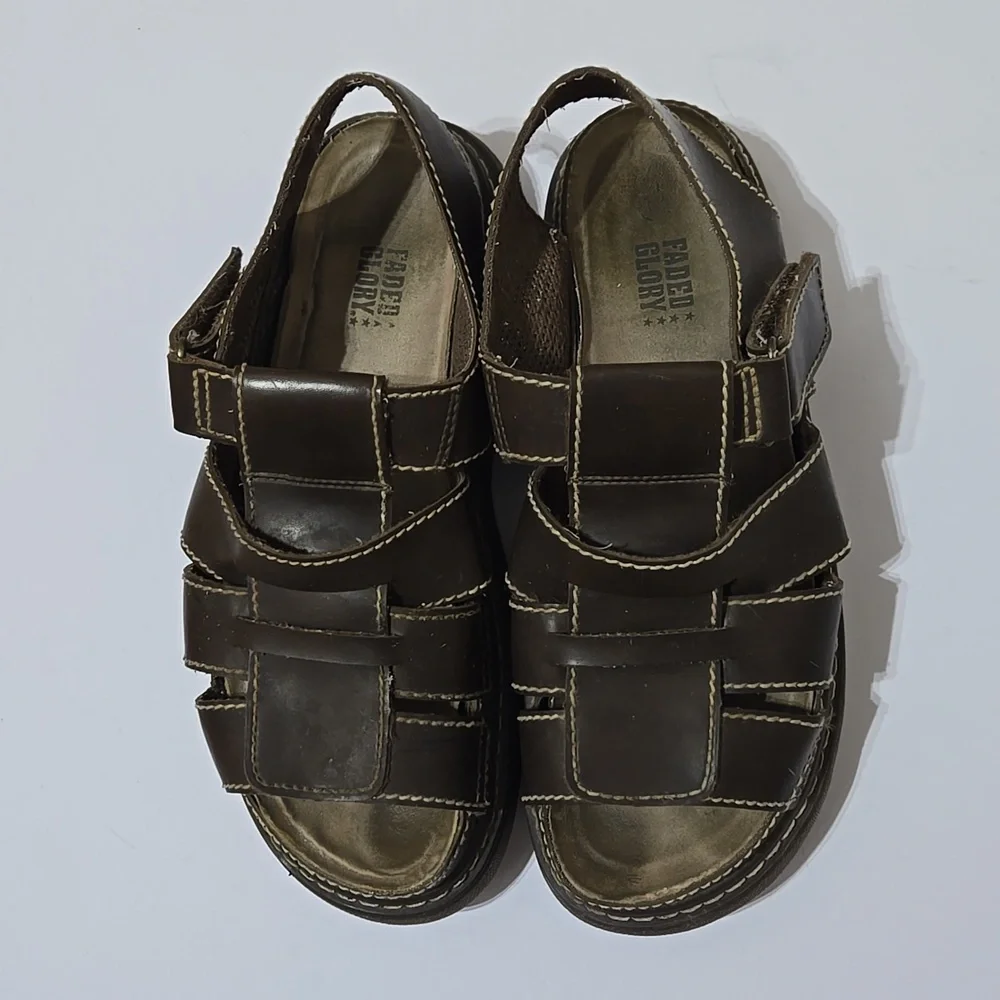 Faded Glory Vintage Chunky Fisherman  Men's Sandals